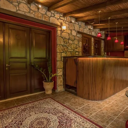 Ersis Guest house