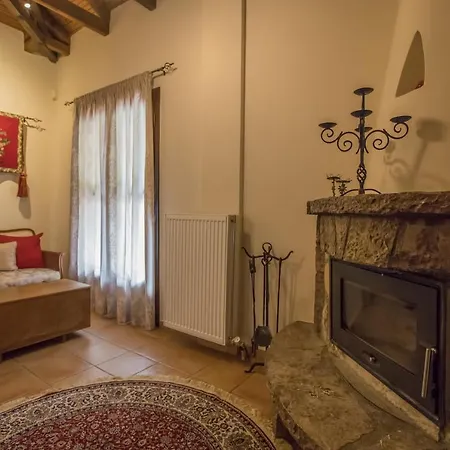 Ersis Guest house